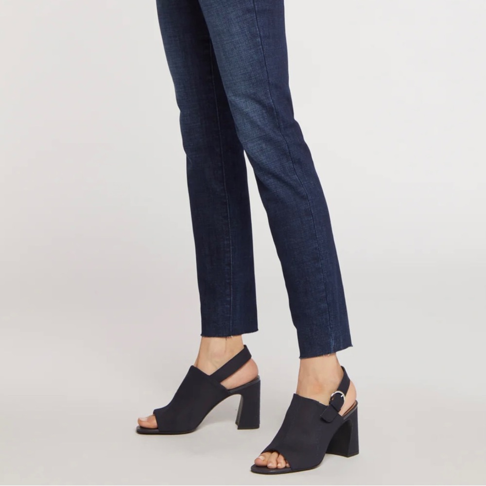 NYDJ RAW HEM Alina Skinny Jean Dark Wash Ankle Cut sz 00 0 25 Eco-Friendly
